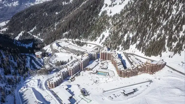 La station et ses résidences, vue aérienne