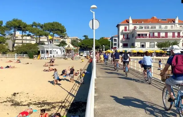La jetée et la plage d’Arcachon