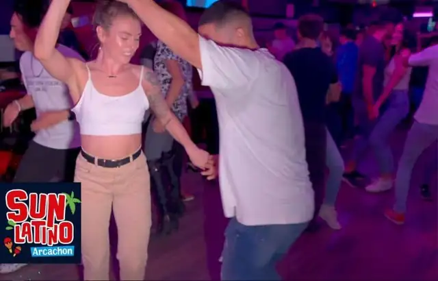 Couple de danseurs en soirée Sun Latino